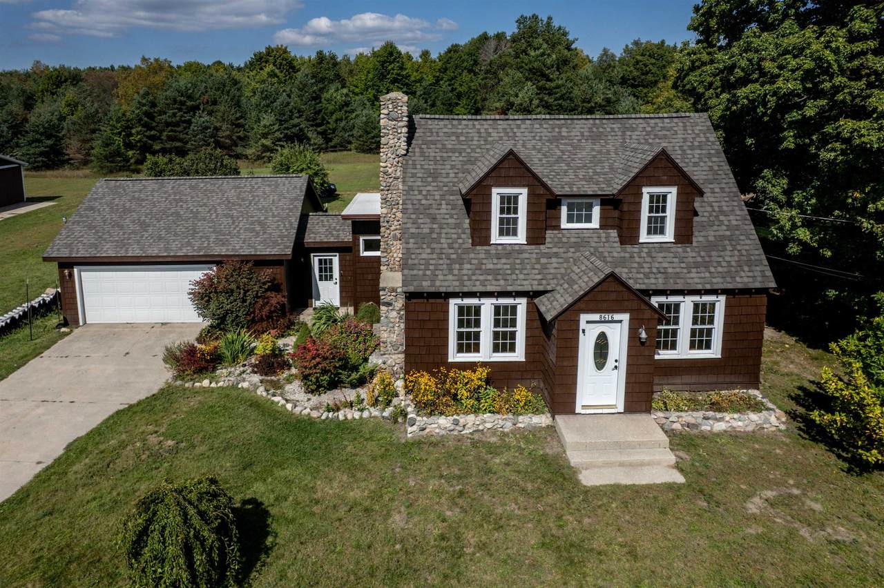 8616 Cedar Run - Photo 1