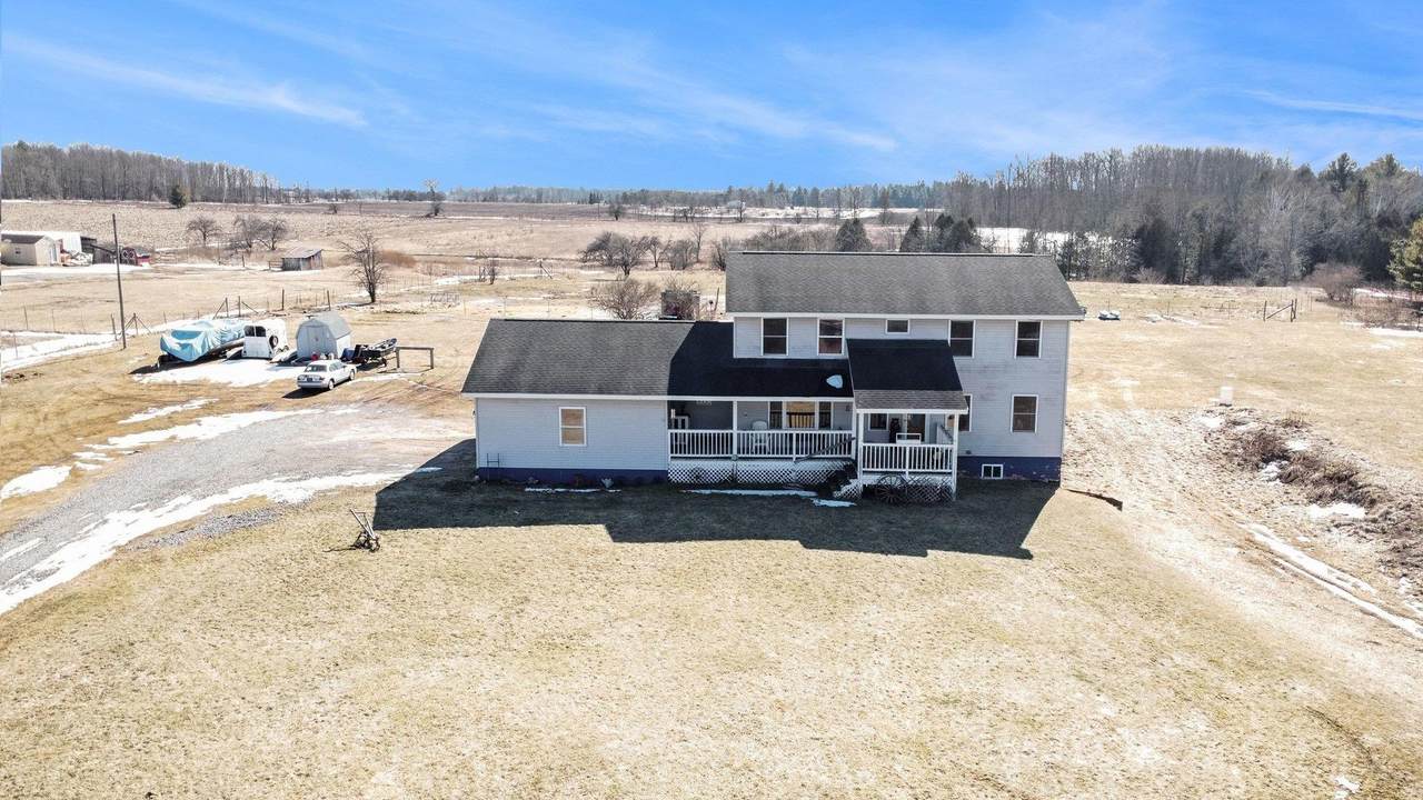 4861 Carpenter - Photo 1