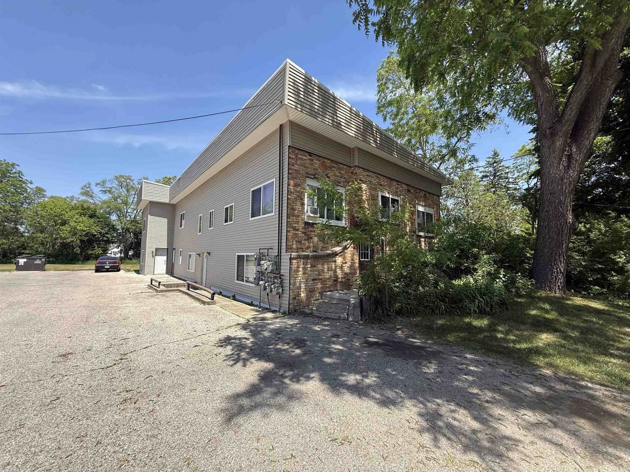 1019 Broadway - Photo 1