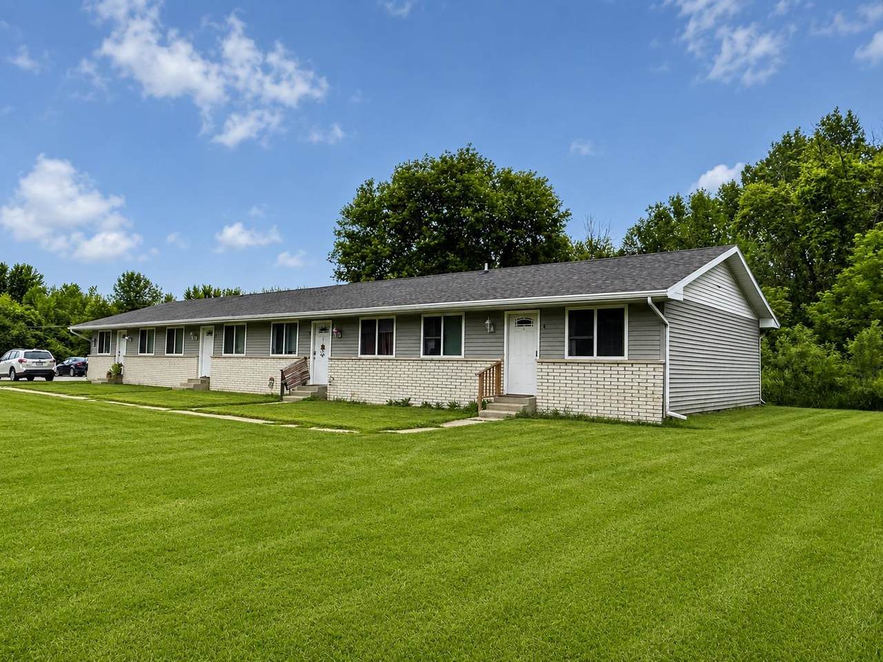 3467 Summerton - Photo 1