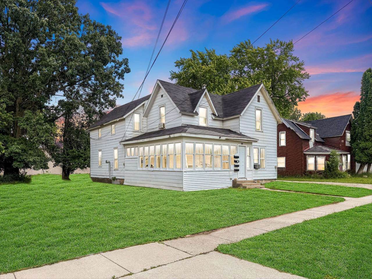 316 Euclid - Photo 1