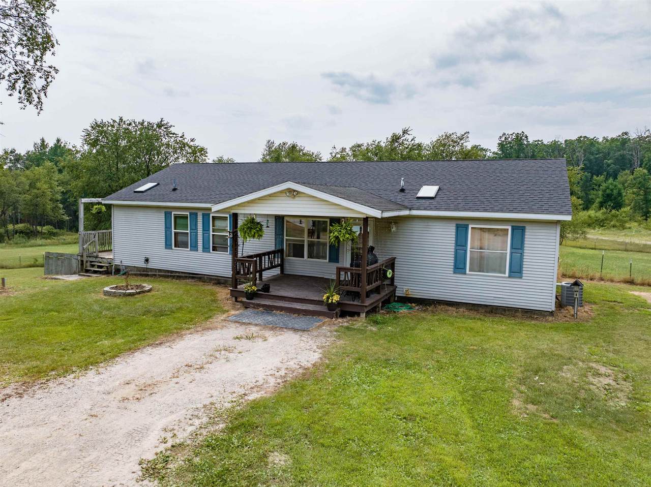 3542 Elbow Lake - Photo 1