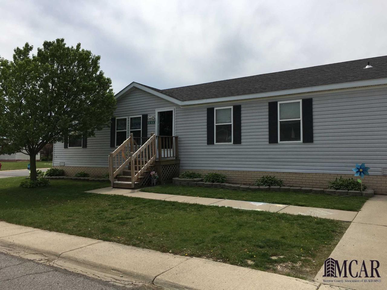 824 Franklin Blvd - Photo 1