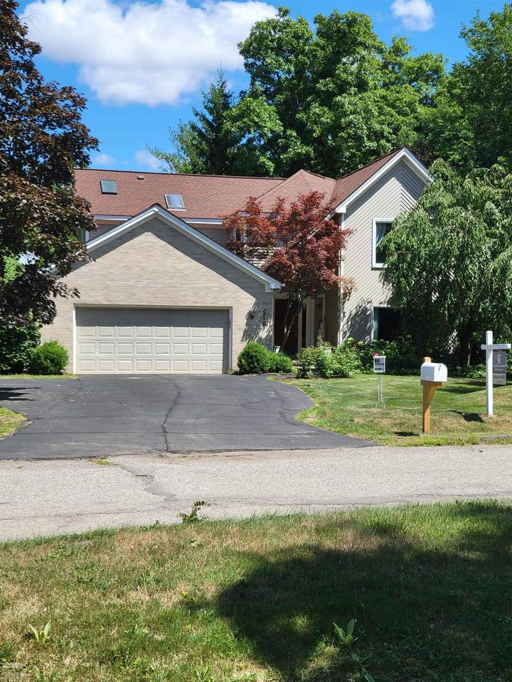 3310 Pine Estates Dr - Photo 1