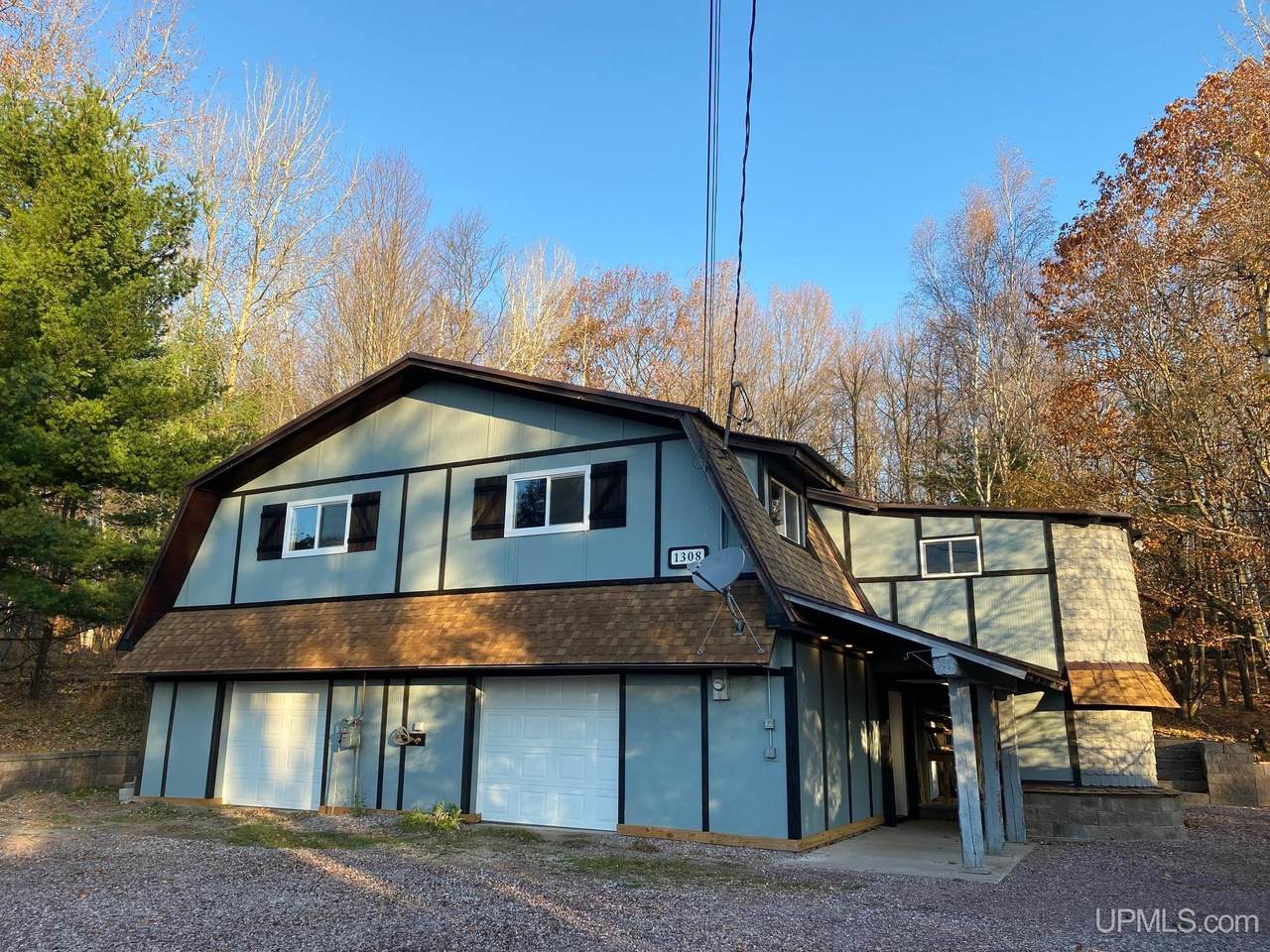 1308 Pioneer Rd - Photo 1