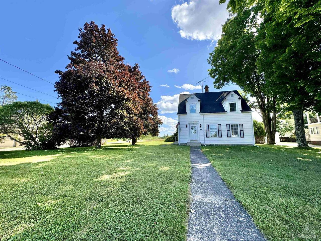 5807 Hwy M35 - Photo 1