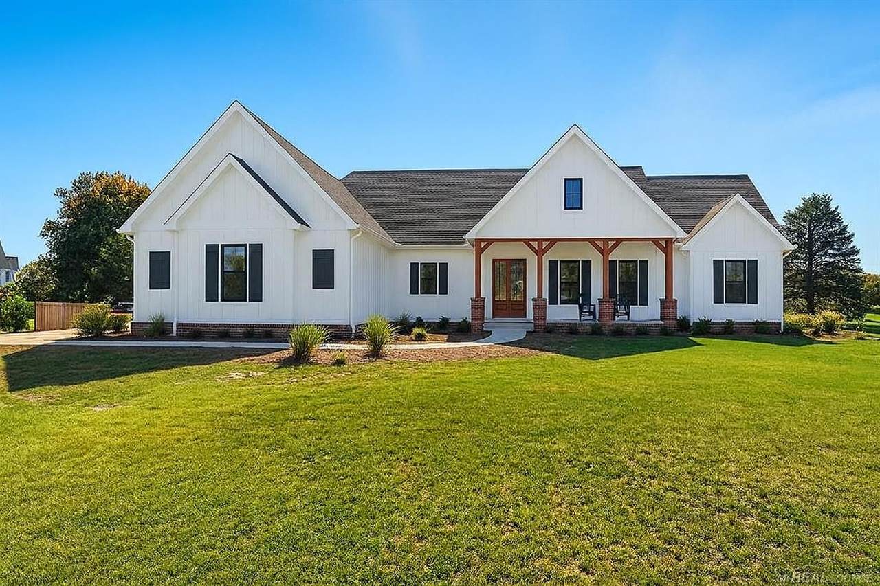 21572 34 Mile - Photo 1