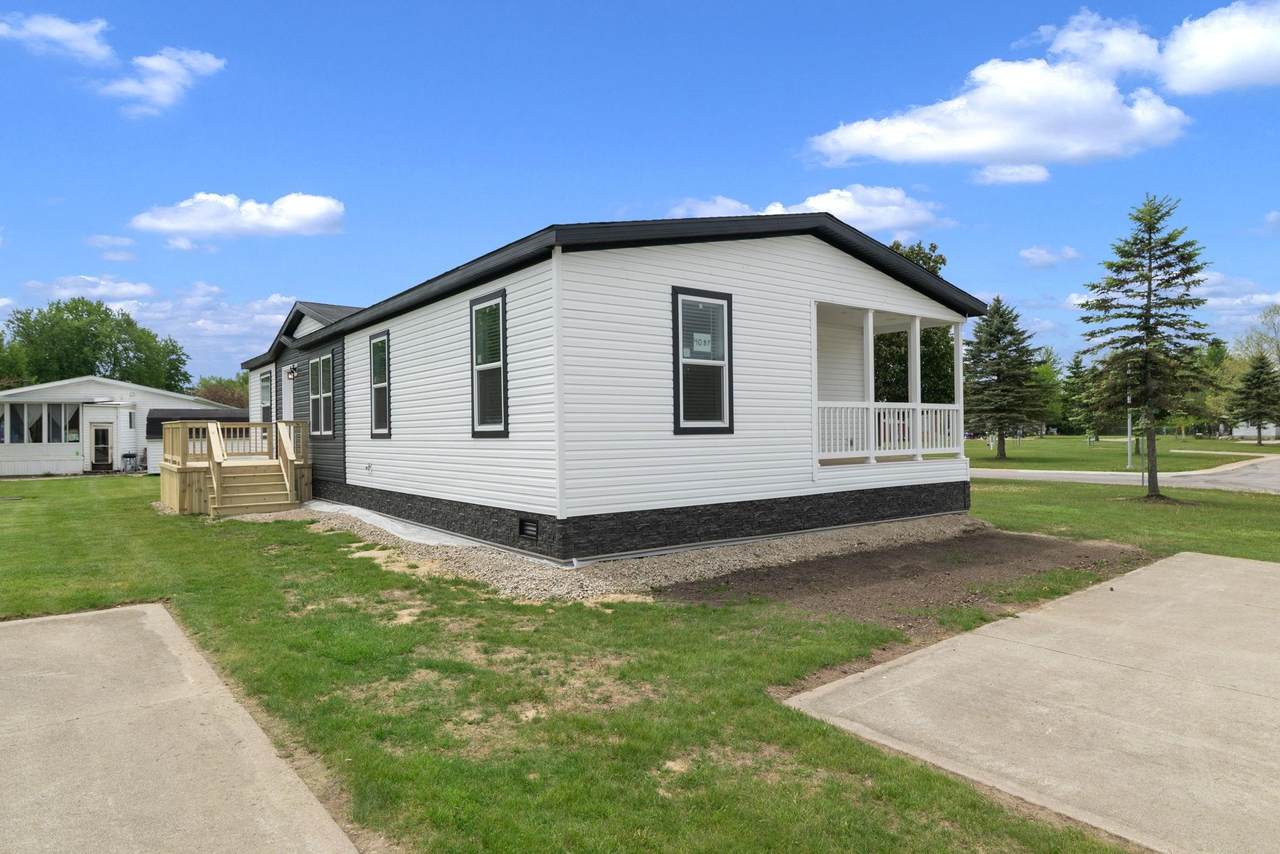 4087 Sunset Maple - Photo 1