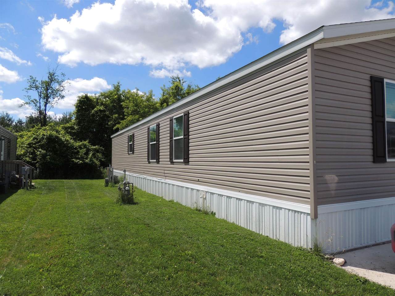 1082 Hemlock - Photo 1