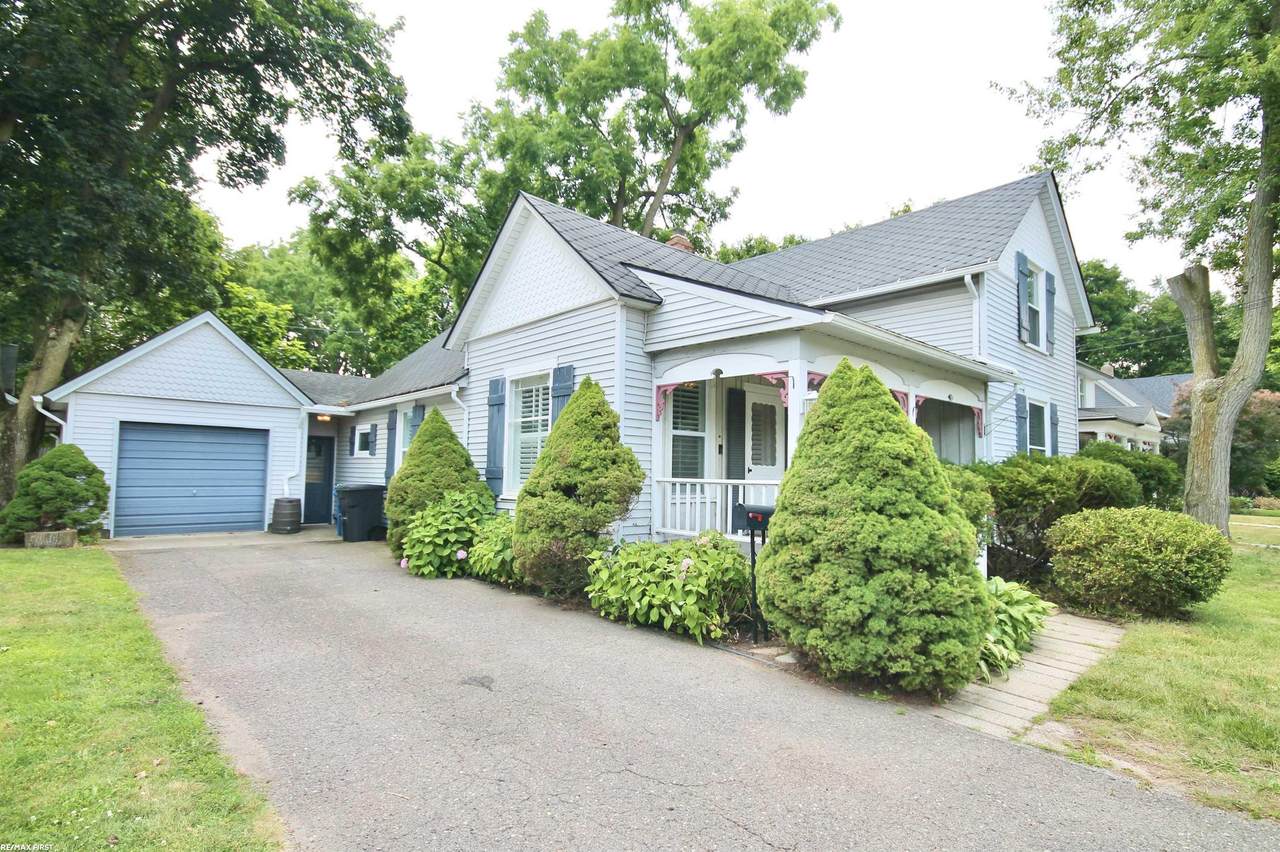 48 W Burdick - Photo 1