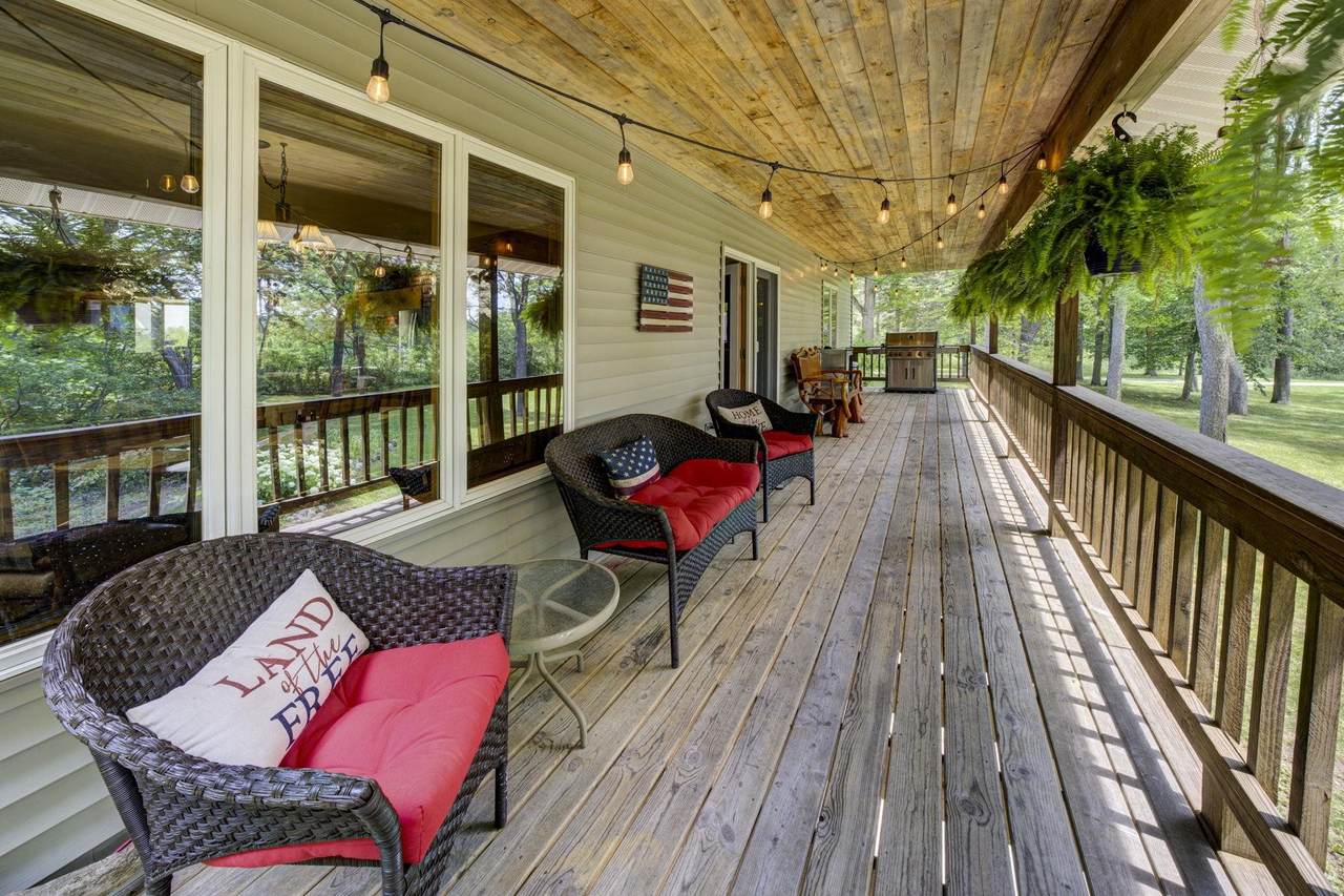 2625 Walton - Photo 1