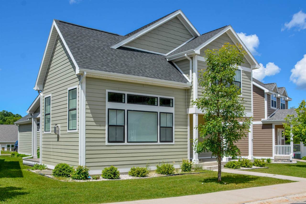 11613 Whittington - Photo 1