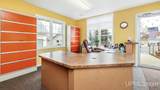 1214 Lincoln - Photo 9