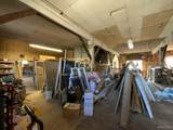 212 Front - Photo 12