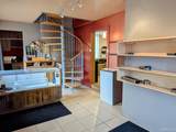 521 Washington - Photo 2