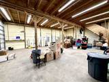 2854 Lakeshore - Photo 29