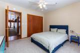 1380 Pratt - Photo 12