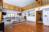 1380 Pratt - Photo 3
