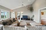 13542 Venetian - Photo 21