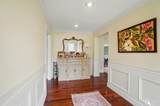 13542 Venetian - Photo 8