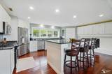 13542 Venetian - Photo 9