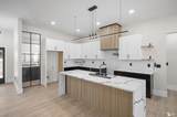 2706 Custer - Photo 7