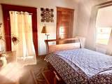 1022 Bond - Photo 8
