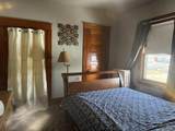 1022 Bond - Photo 7