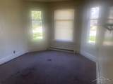 802 Woodbridge - Photo 5