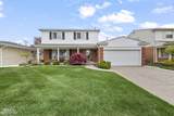 23331 Colonial - Photo 2