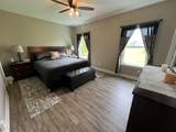 9050 Woodridge - Photo 11