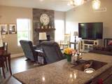 9050 Woodridge - Photo 6