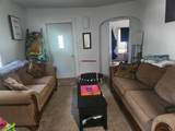 1006 Main - Photo 9