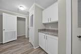 262 Riviera - Photo 8