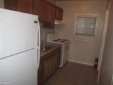 109 South - Photo 4