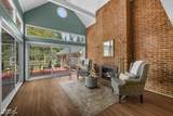 190 Lakeview - Photo 2