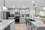 184 Riviera - Photo 16