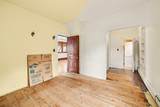 817 Wright - Photo 8