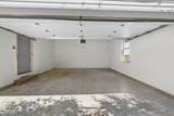 886 St. Clair - Photo 10