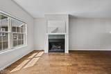 886 St. Clair - Photo 13