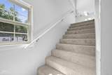 886 St. Clair - Photo 22