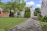 886 St. Clair - Photo 3