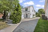 886 St. Clair - Photo 4