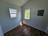 49 Lot - Photo 9