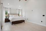 415 Yerkes - Photo 20