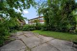 5752 Chatsworth - Photo 35