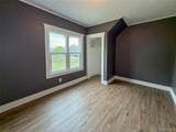 4656 Vancouver - Photo 29