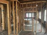 225 Longwood - Photo 8