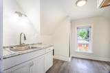449 Evelyn - Photo 22