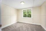 449 Evelyn - Photo 26